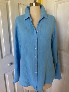 Xirena Scout shirt size M